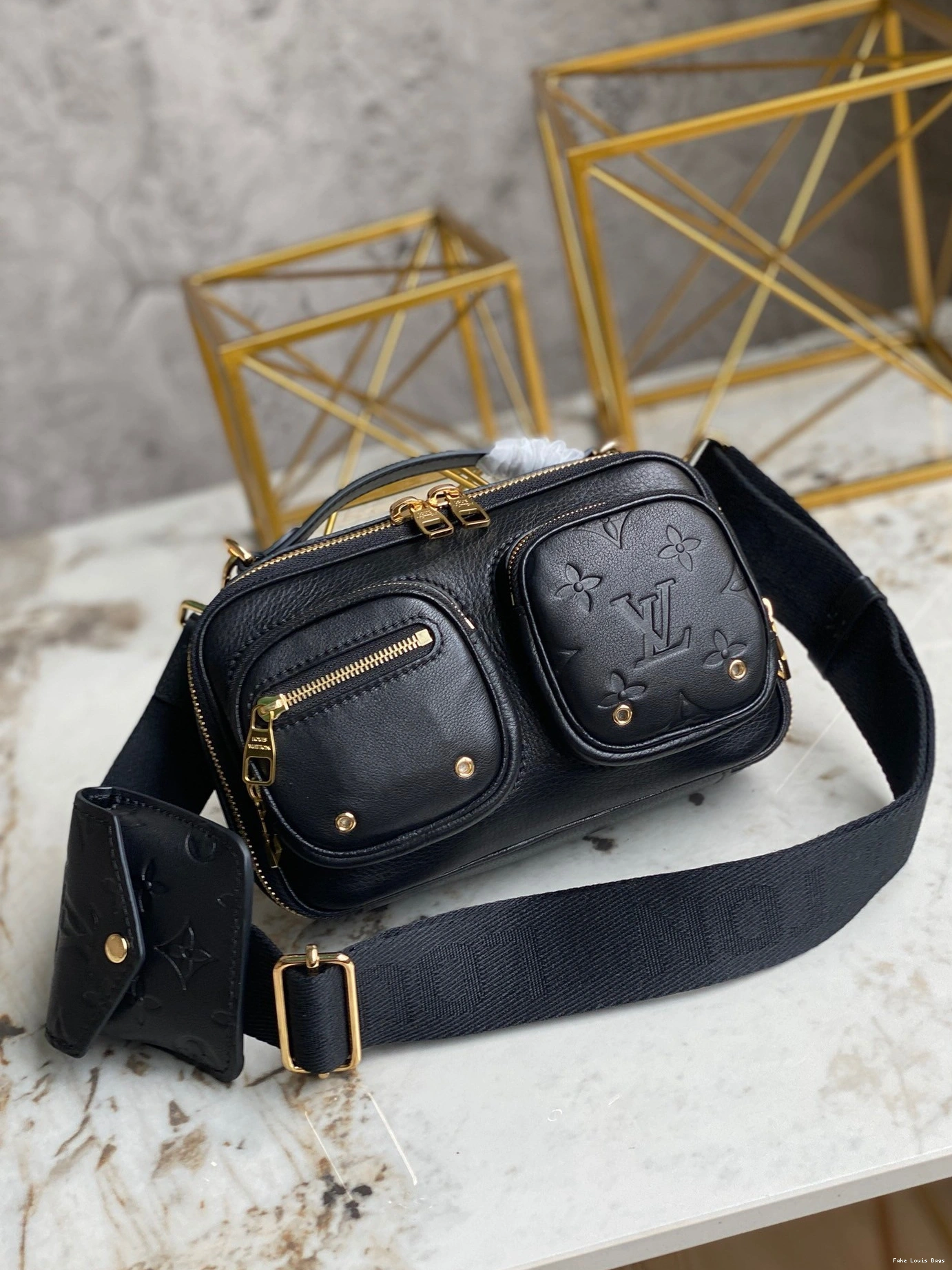 LOUIS CROSSBODY VUITTON UTILITY 1103